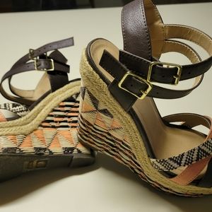 Soda Pink/Brown Wedges